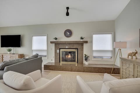 Traverse City/horse show/skiing/winery/snowboard