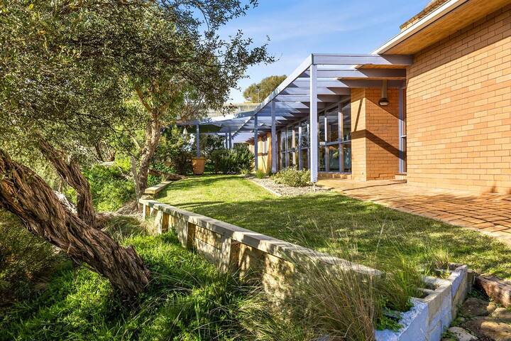 Breamlea Beach House 3 gallery image 2