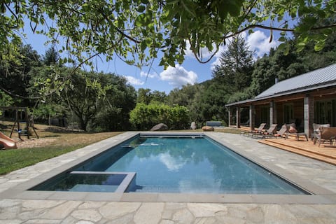 Black Mountain -Stunning Country Retreat, 92 Acres