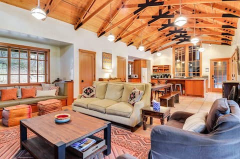 Black Mountain -Stunning Country Retreat, 92 Acres