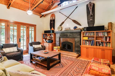 Black Mountain -Stunning Country Retreat, 92 Acres