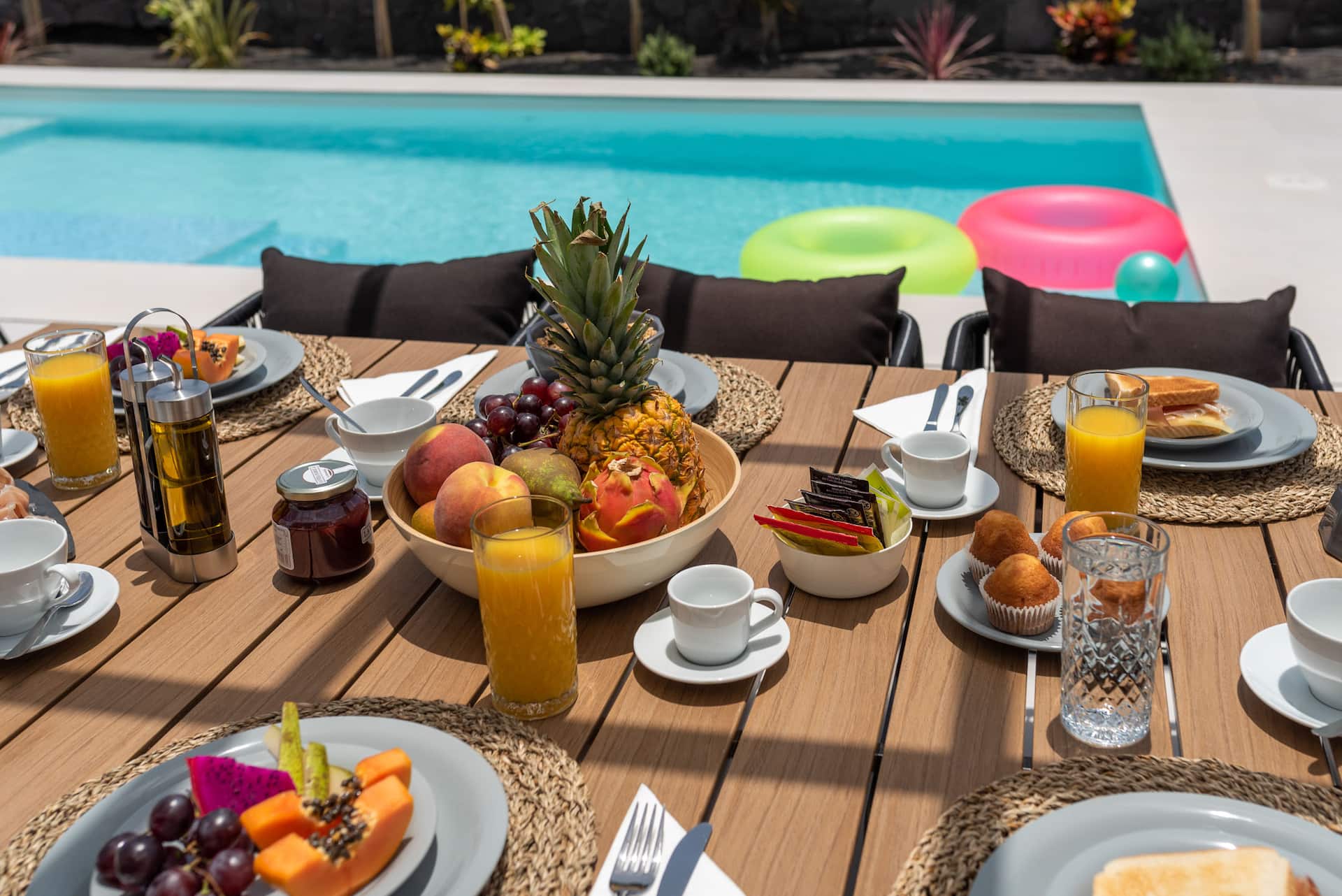 SUNRISE 2 par Buenavilla | Élégante villa de 3 chambres avec piscine privée — photo 4
