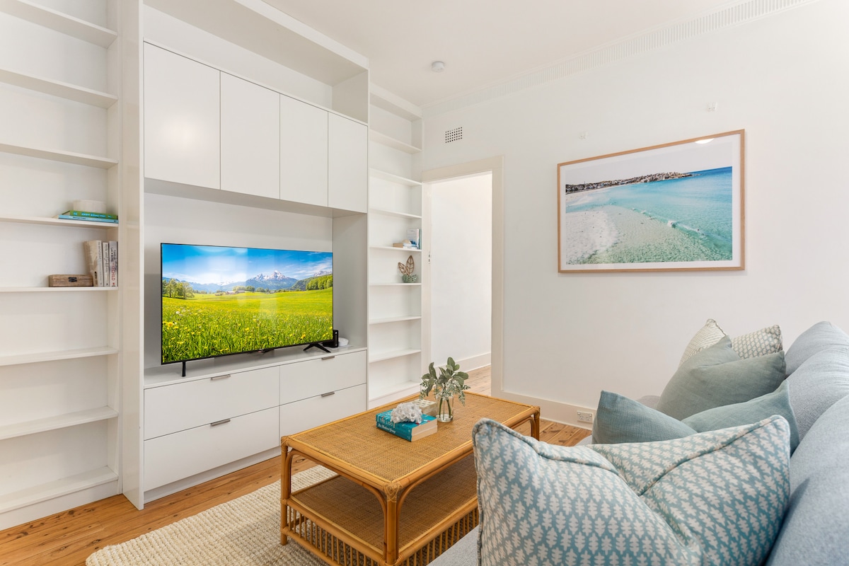 Popular Airbnb listing: Beachside Living in Modern 2 bedroom Apartment in North Bondi