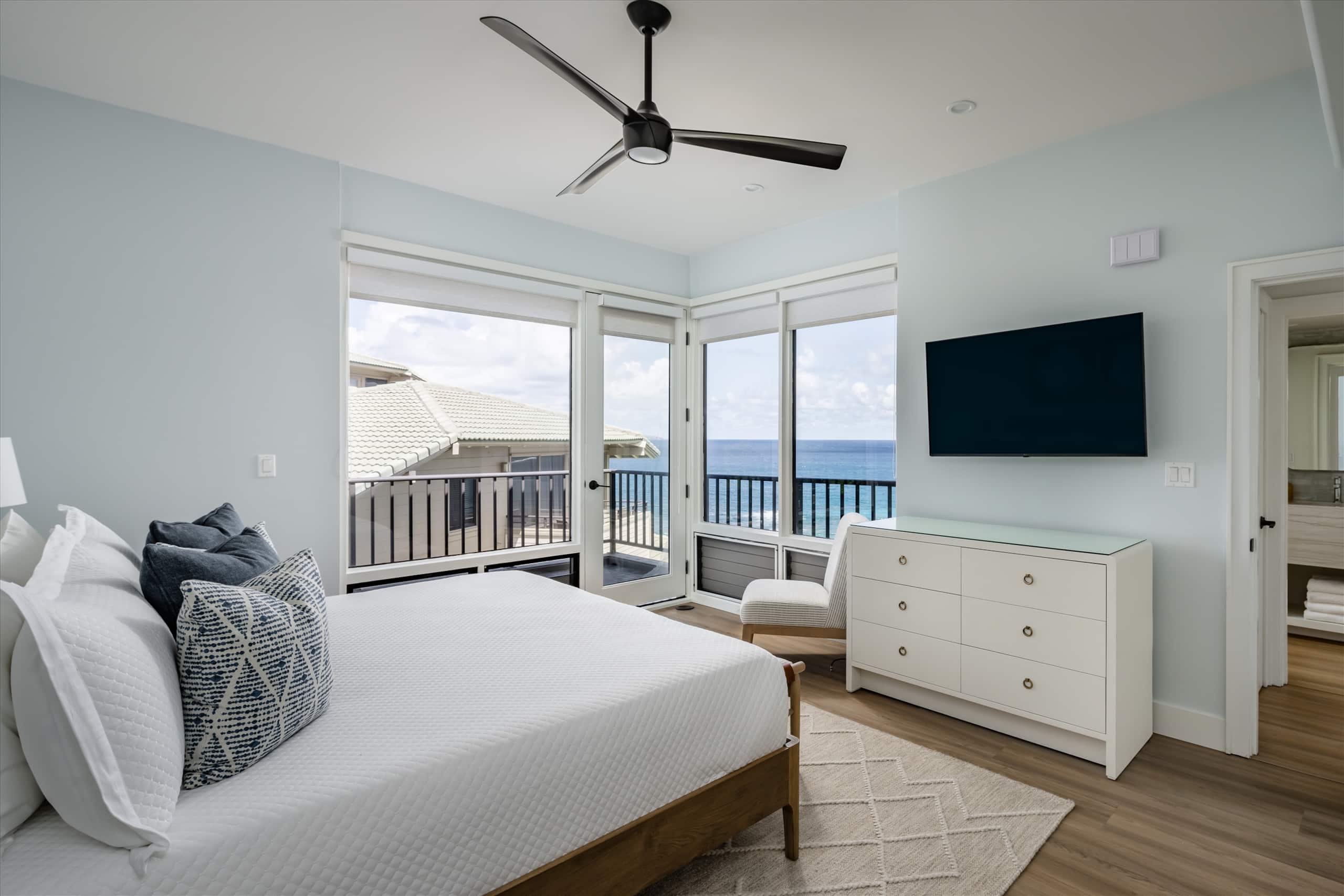 Villa in Lahaina · ★4.92 · 2 bedrooms · 2 beds · 3 baths - Image 32
