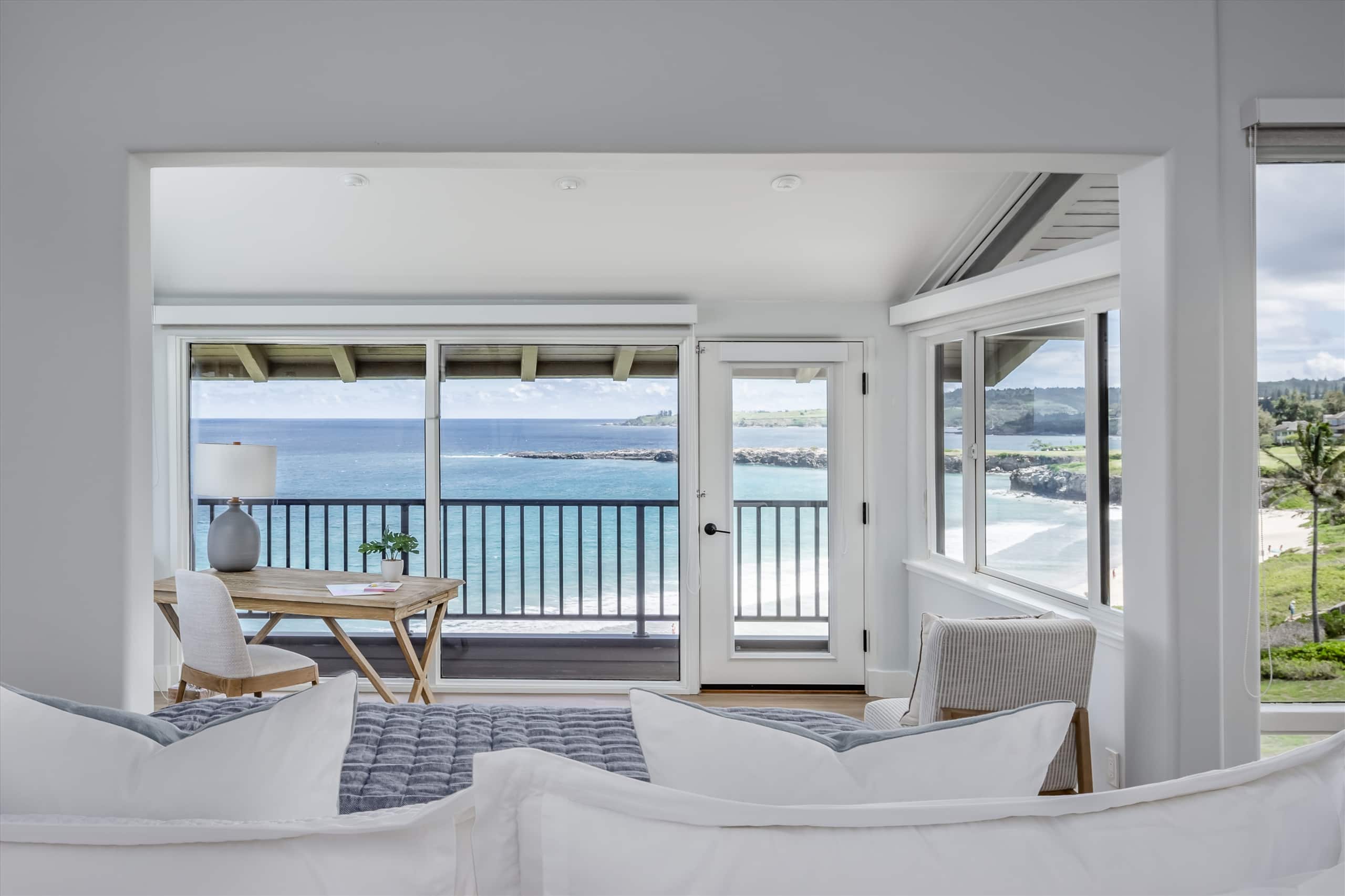 Villa in Lahaina · ★4.92 · 2 bedrooms · 2 beds · 3 baths - Image 25