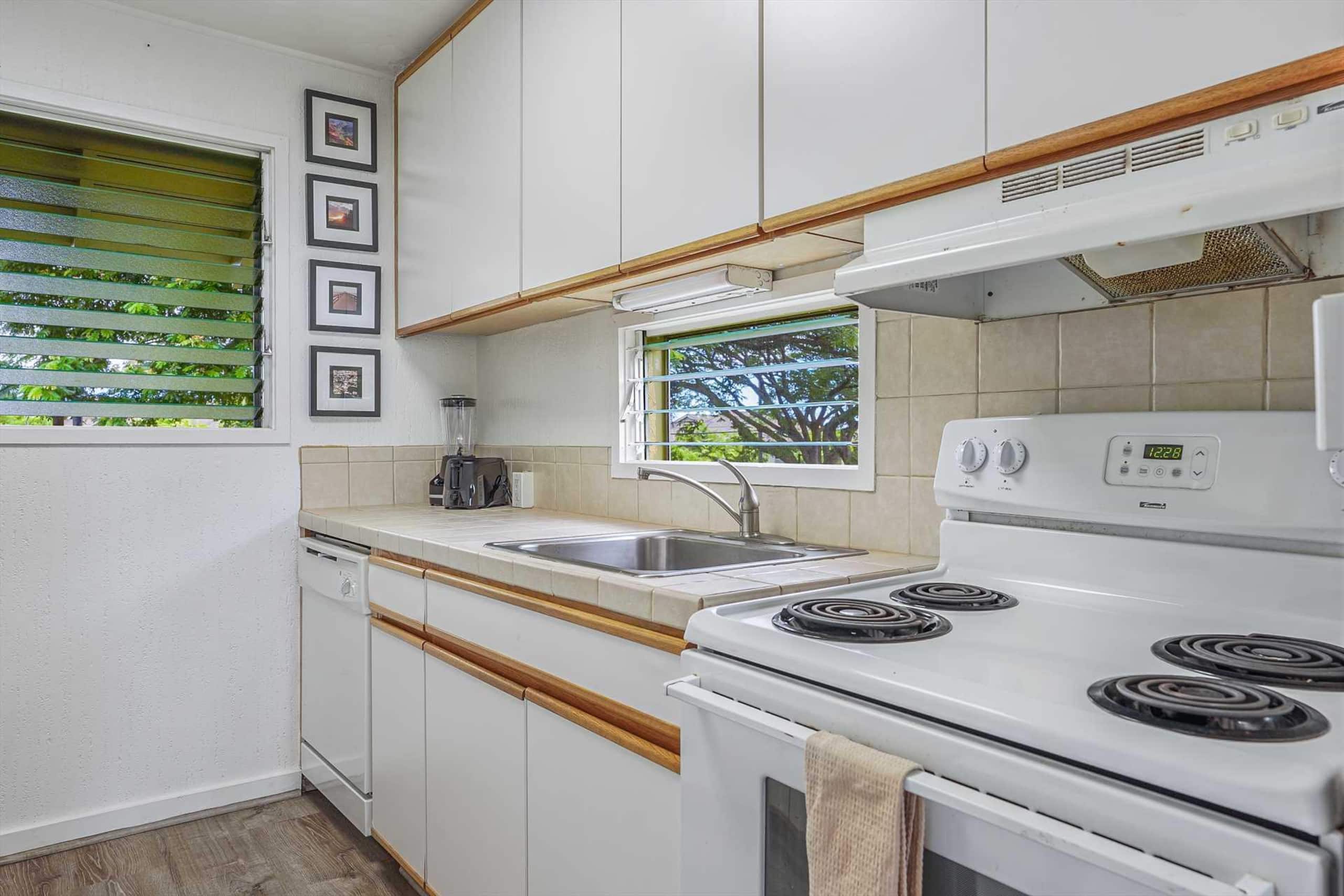 Kapaa Sands Unit 19 Studio With Ocean View - Photo 12