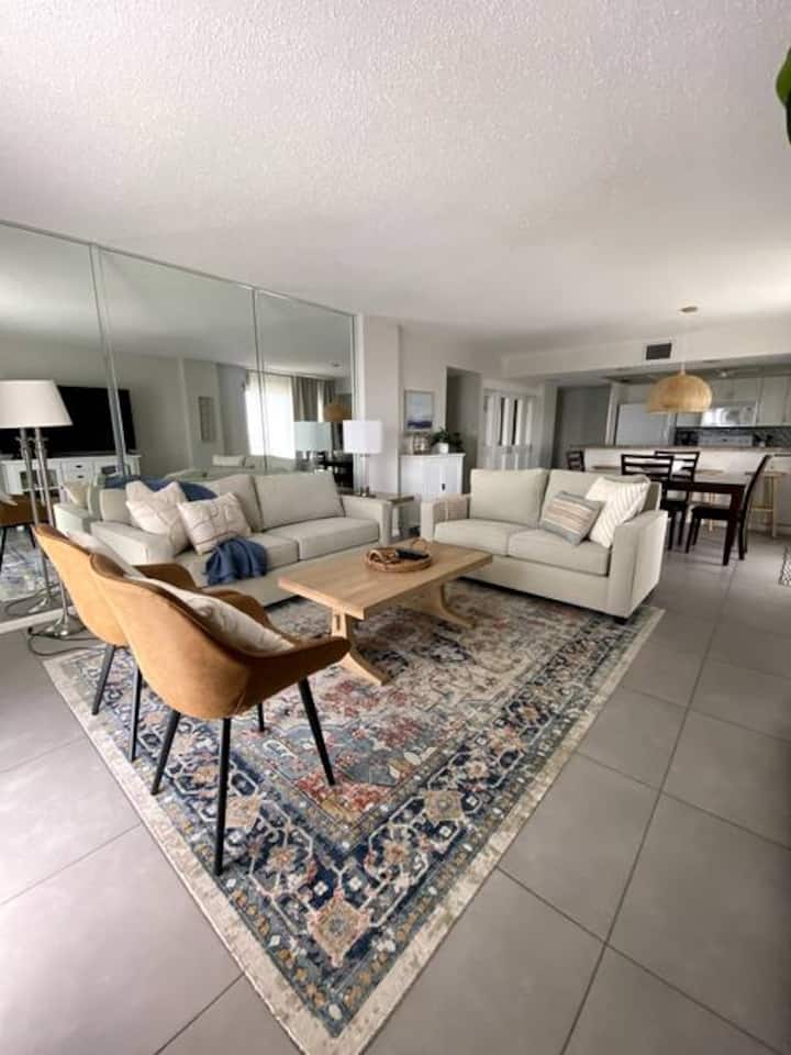 Updated Oceanfront 2 Br Condo. Stunning Views! - Ormond Beach, FL