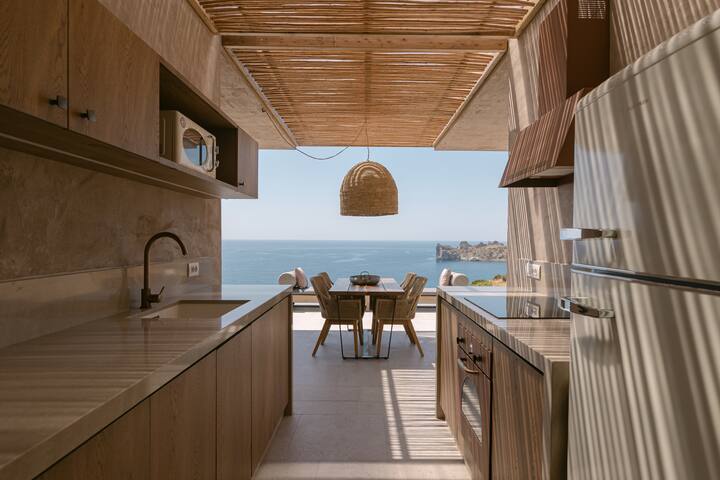 Altera Cave-Tyche beach villa, pool (adults only) gallery image 5