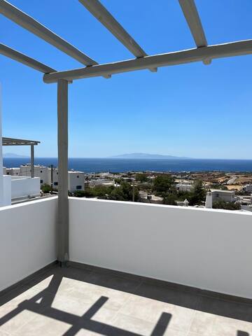 White Villas Paros – Up to 12 guests gallery image 2