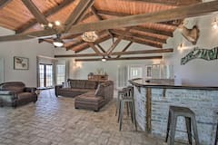 Theriot+%27Camp+Outdoor+Dreaming%27+Retreat+w%2F+Dock%21