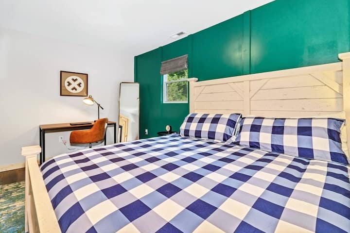 Сопственички апартман со биро