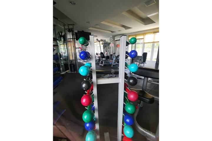 Incredible Penthouse With Pool at Sunday Resort R1 gallery image 5