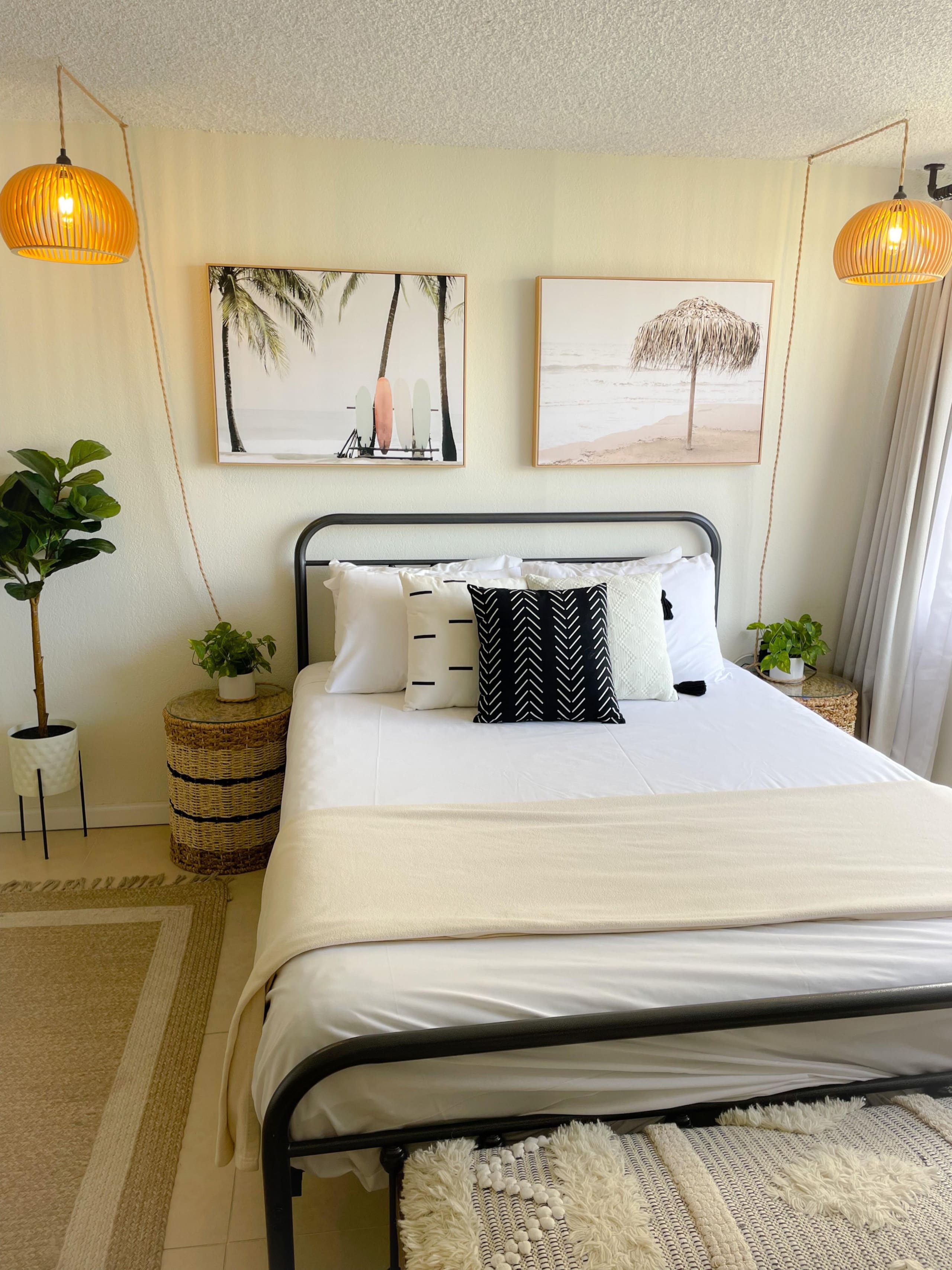 Condo in Honolulu · ★4.67 · Studio · 1 bed · 1 private bath - Image 2