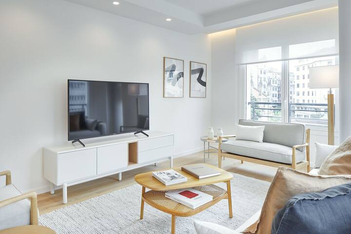 Xirimiri by FeelFreeRentals gallery image 5