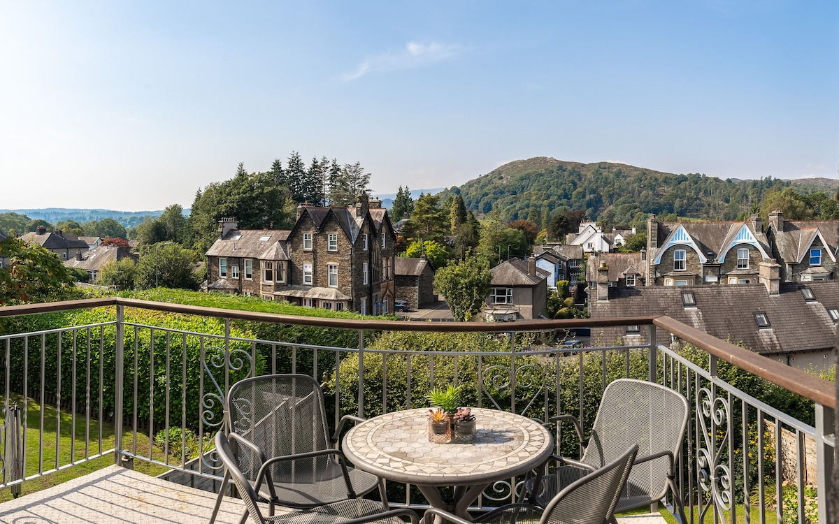 Top performing Airbnb: Edelweiss, Sleeps 8 with Parking in Ambleside in Lakes