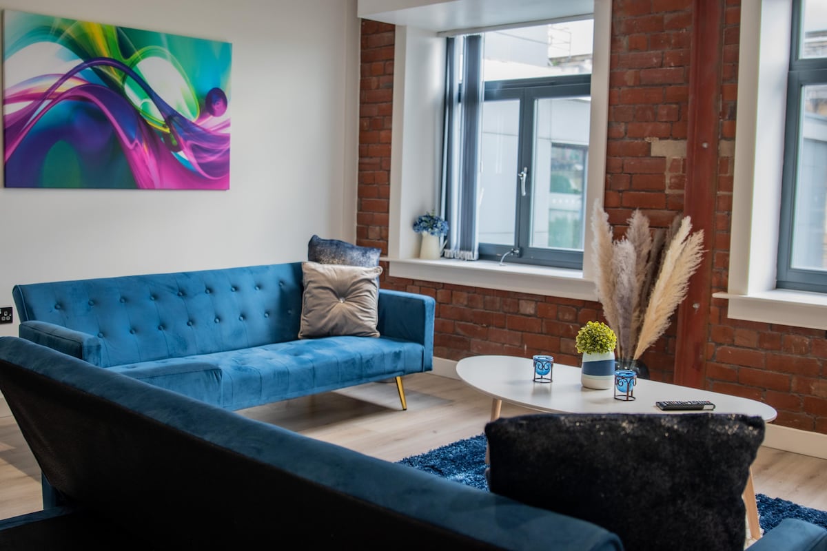 Top Airbnb: BV Conditioning House Royal Lux Suite Bradford a Trident