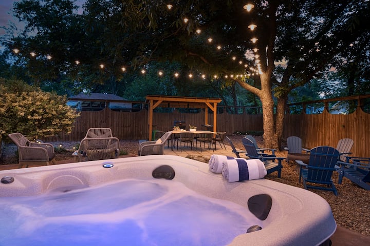 The Mint Julep, Pet-friendly, Hot Tub, Fire Pit! - Fredericksburg, TX