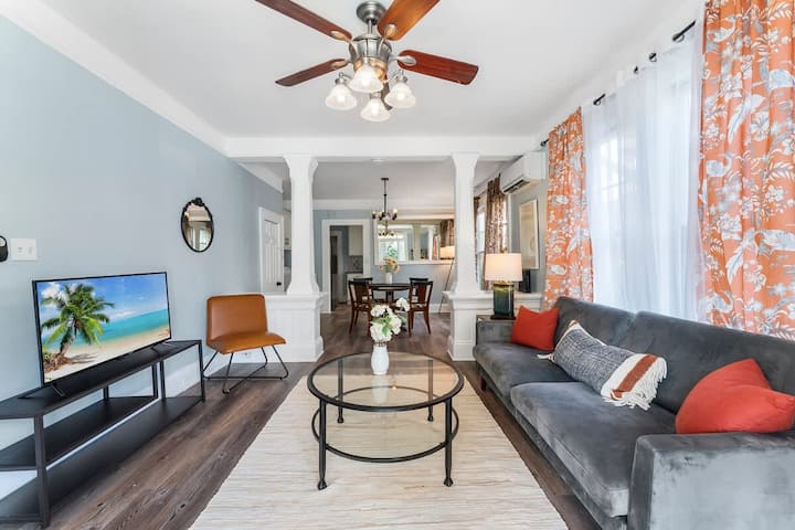 *Cozy Springfield Abode* Ac, Wifi, W/d - Jacksonville