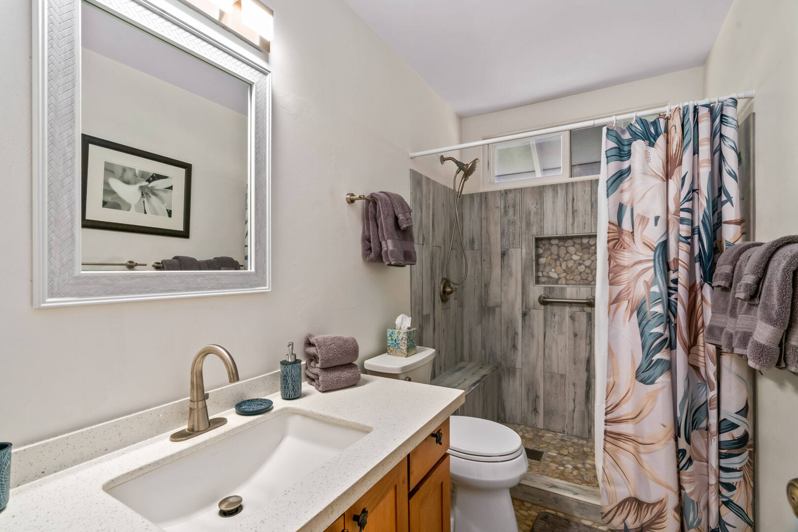 Home in Princeville · ★4.87 · 4 bedrooms · 5 beds · 3 baths - Image 15