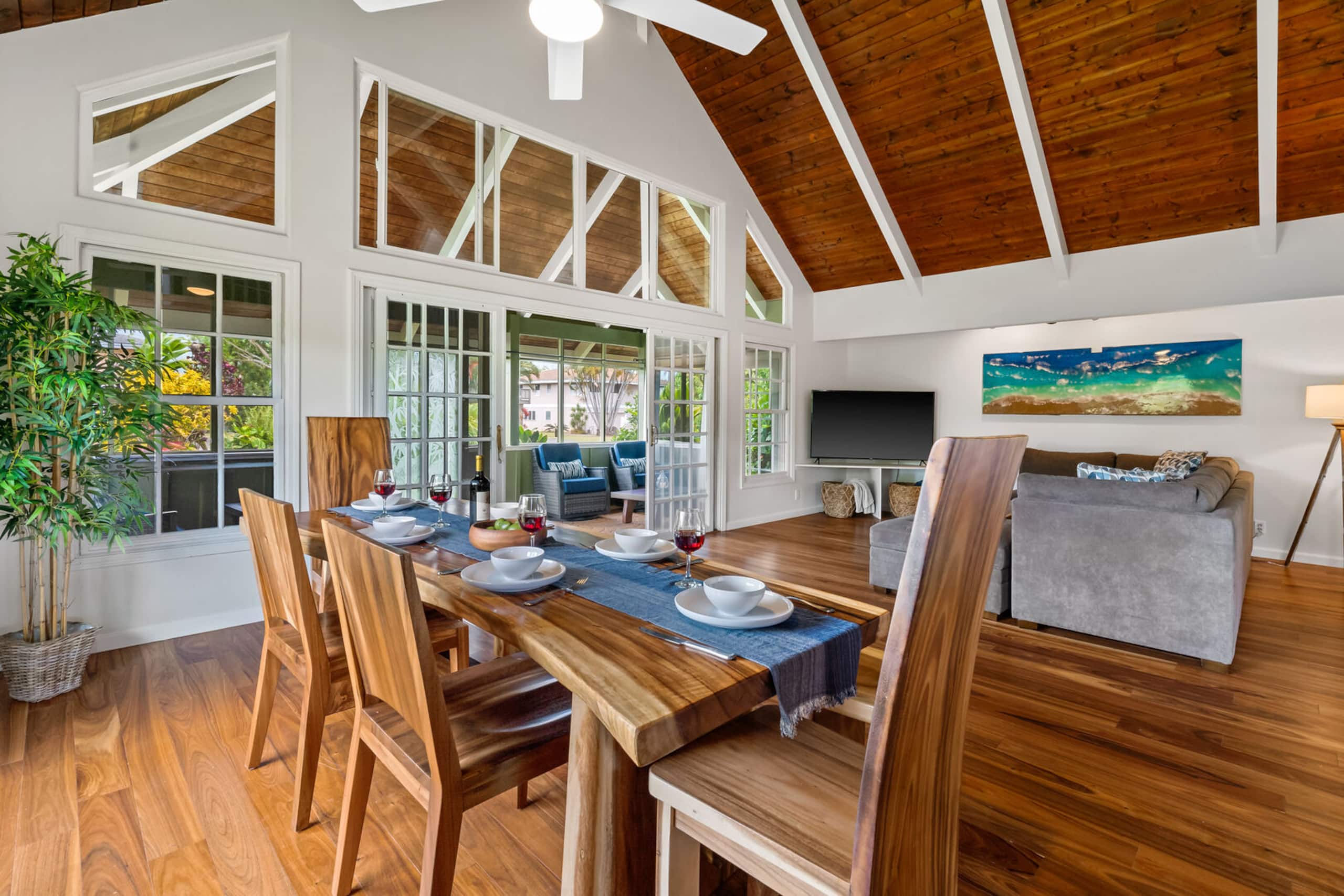 Home in Princeville · ★4.87 · 4 bedrooms · 5 beds · 3 baths - Image 7