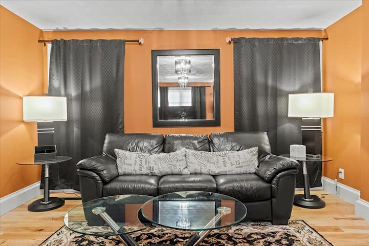 Newly Renovated | FLX Lake Access | Near Casino