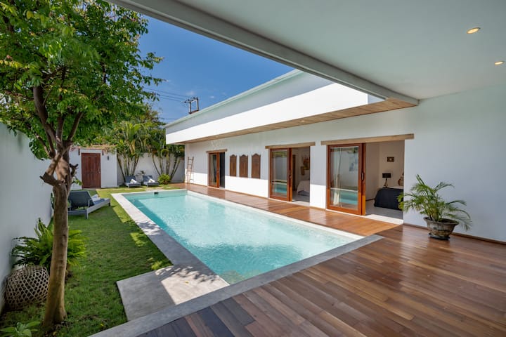 Villa Java - Dreamawaybali - Beachaccess Seminyak