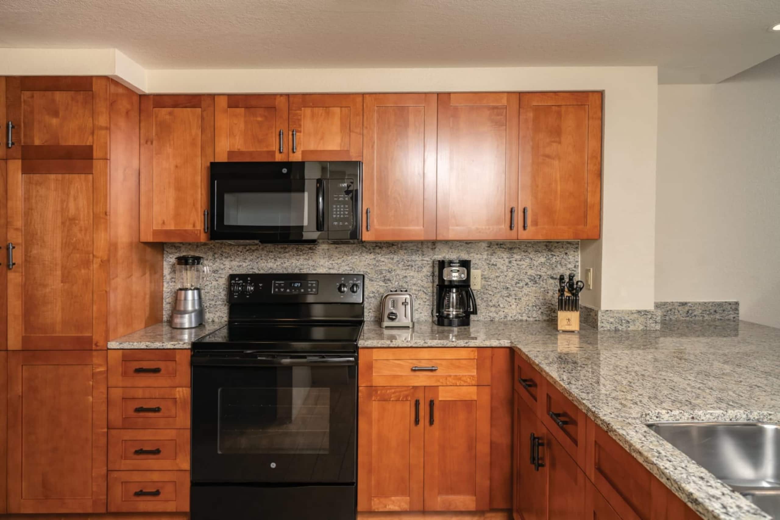 Condo in Kailua-Kona · ★5.0 · 2 bedrooms · 4 beds · 1 private bath - Image 30