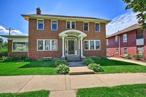 Historic Illinois Home Near Mississippi River