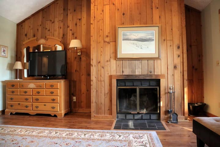 Renovated 1br With Mini-kitchen, Large Jacuzzi - Davis, WV