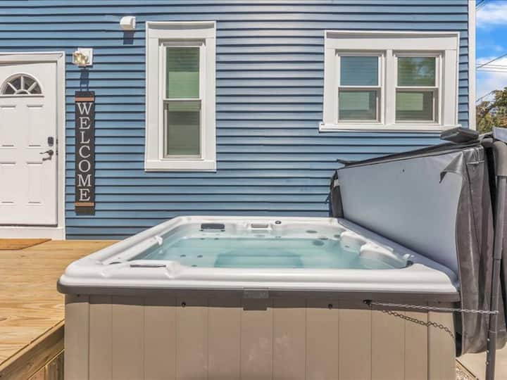 Dog Friendly | Big Groups | HotTub-all yr
