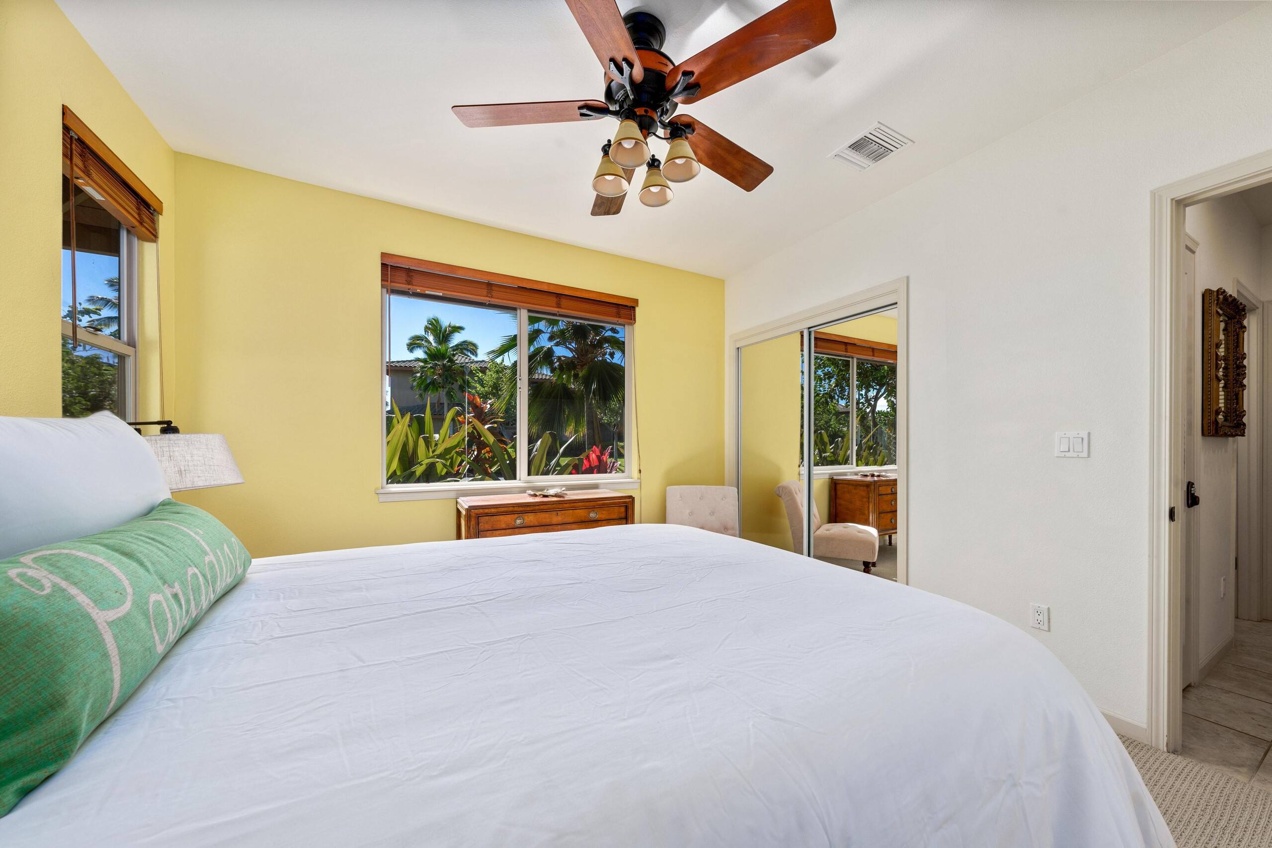 Townhouse in Waimea · ★4.88 · 2 bedrooms · 2 beds · 2 baths - Image 7