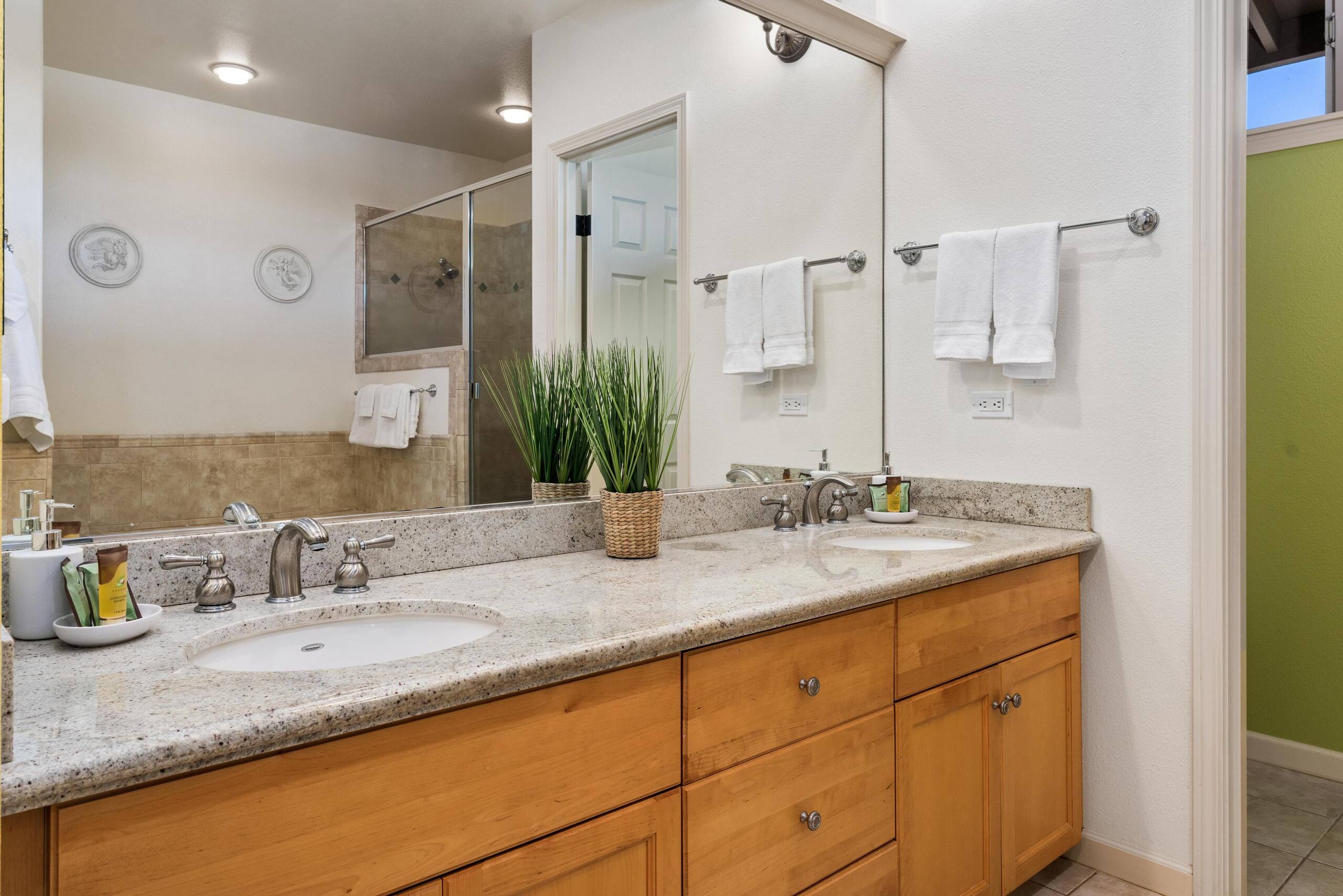 Townhouse in Waimea · ★4.88 · 2 bedrooms · 2 beds · 2 baths - Image 9