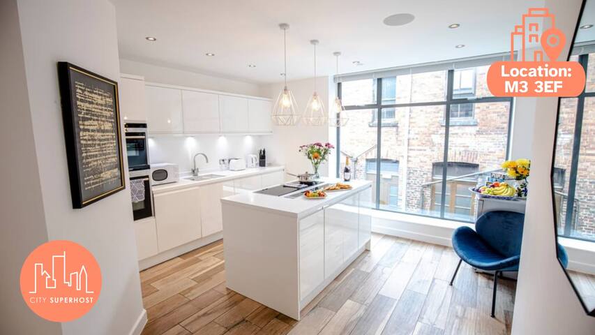 Deansgate Townhouse by City SuperHost