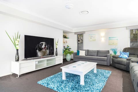 Successful Airbnb property: Bribie Breeze Family Retreat with Pool & BBQ in Bongaree