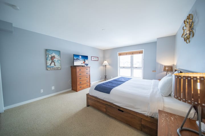 Habitación acogedora en el piso principal