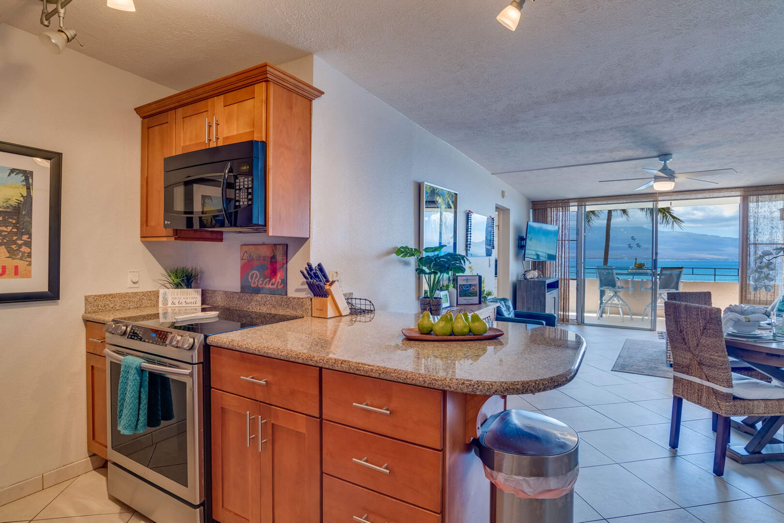 Condo in Wailuku · ★4.65 · 2 bedrooms · 3 beds · 2 baths - Image 12