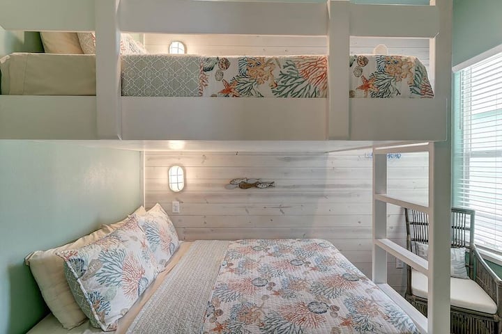 Chumba cha ghorofa na tv