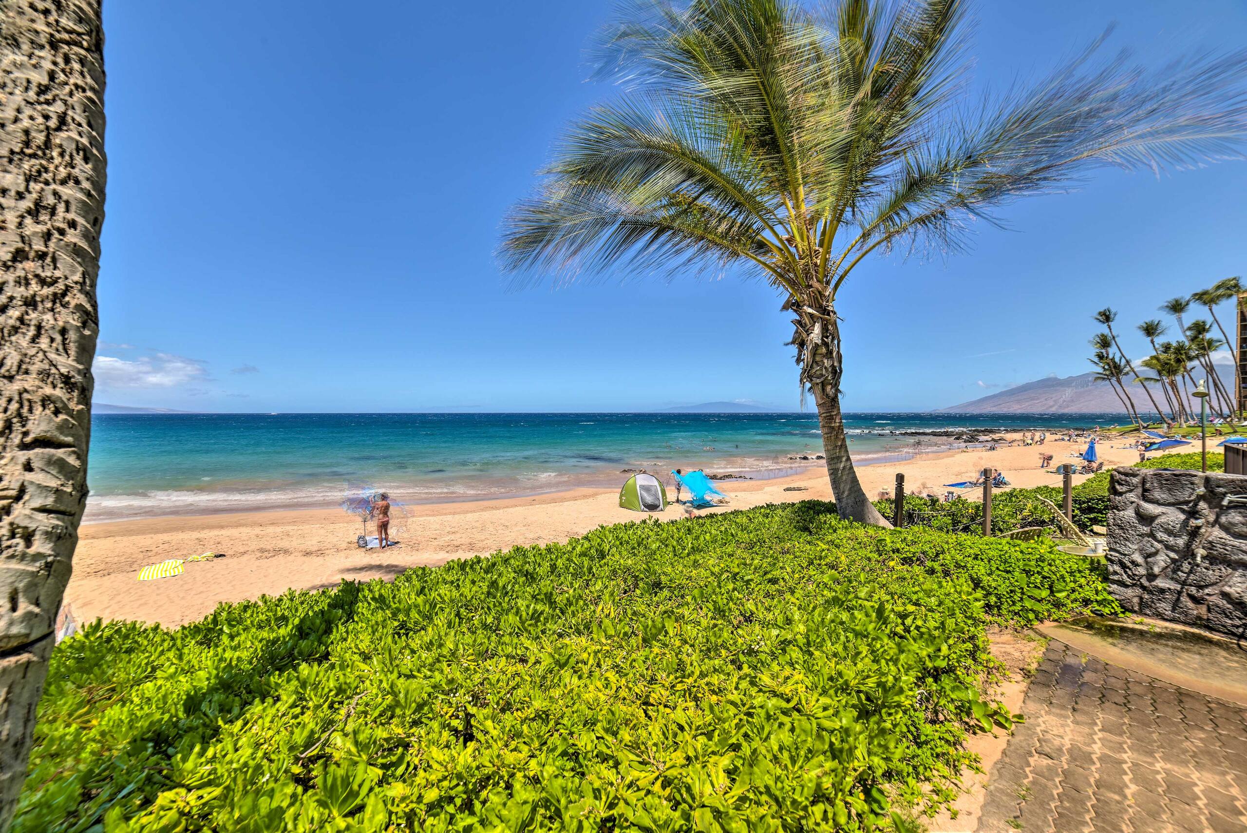 Condo in Kihei · ★4.33 · 2 bedrooms · 3 beds · 2 baths - Image 31