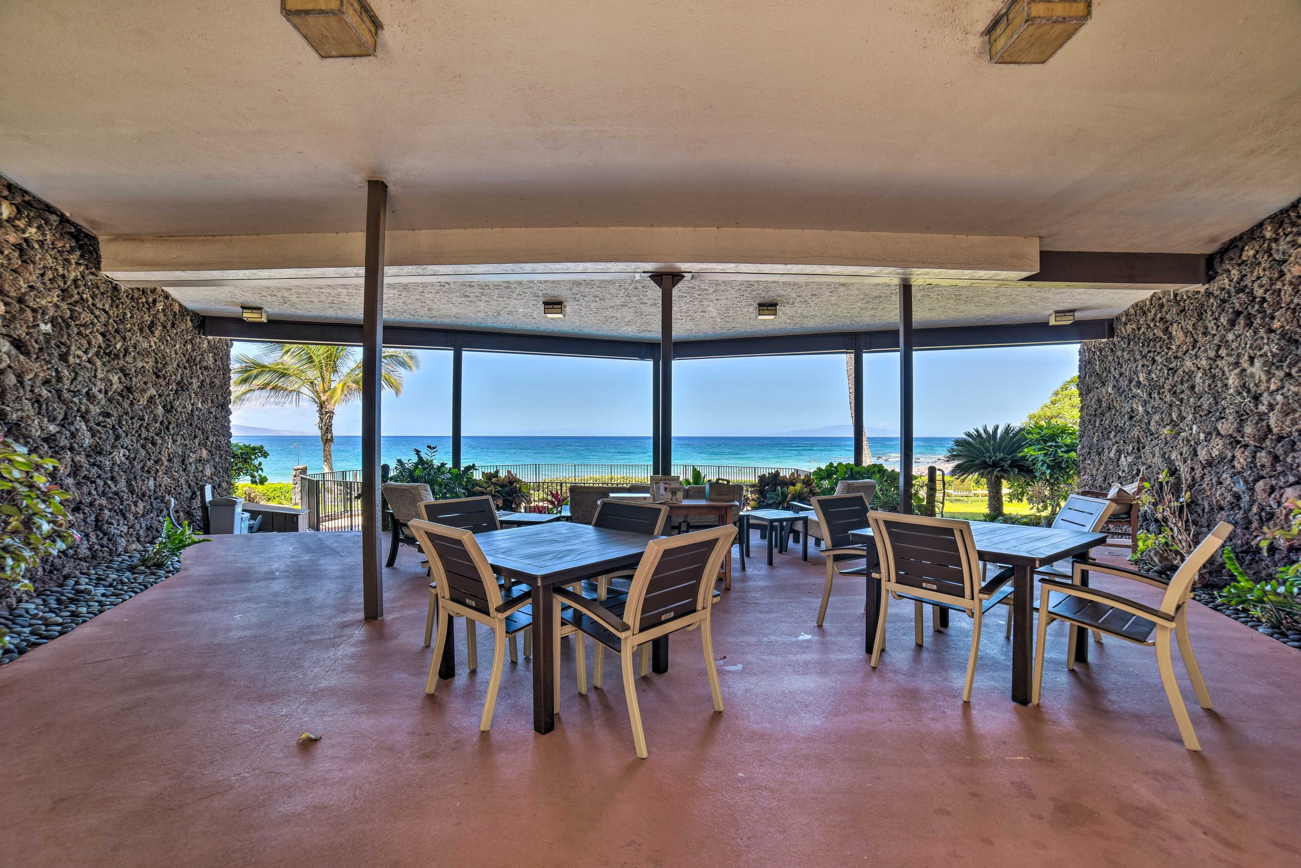 Condo in Kihei · ★4.33 · 2 bedrooms · 3 beds · 2 baths - Image 27