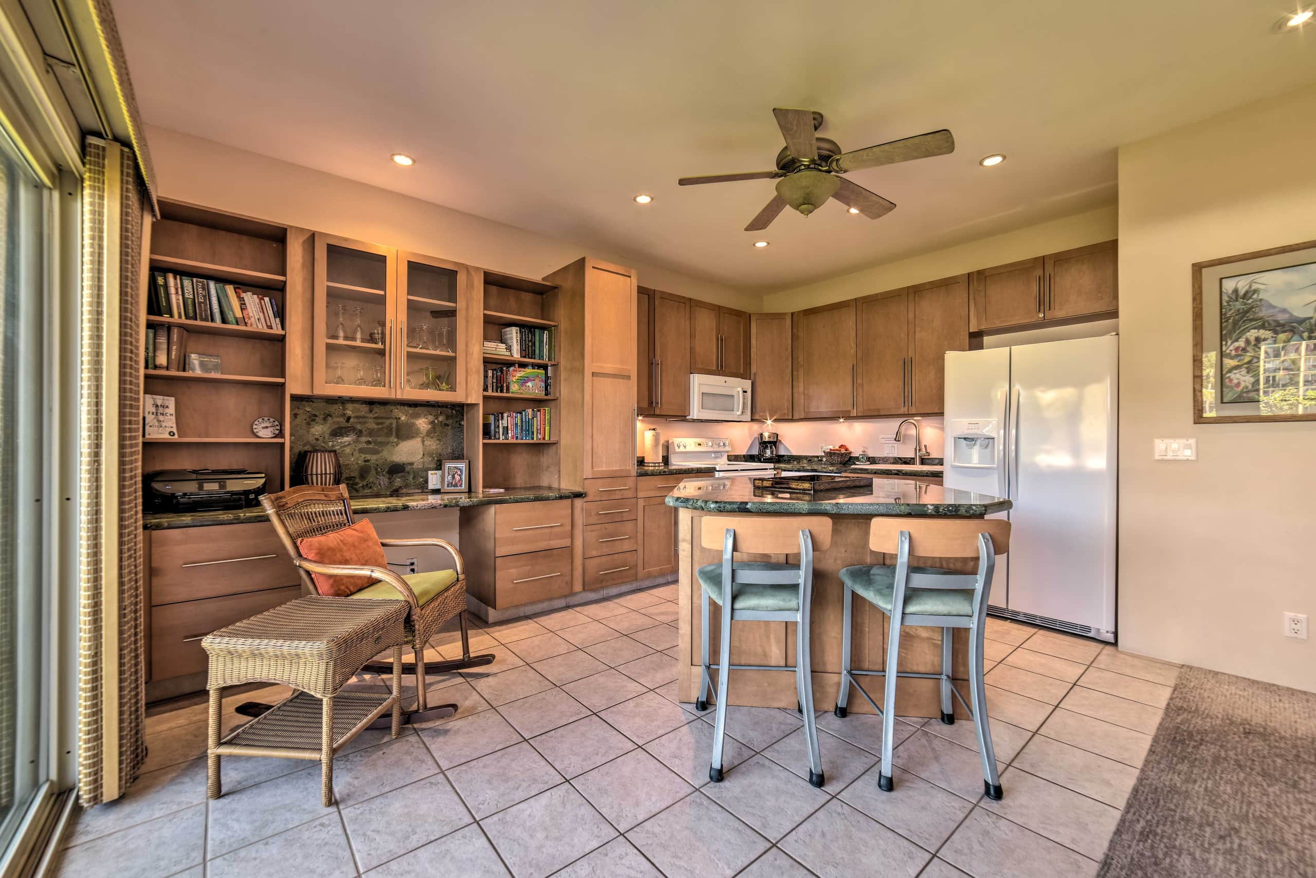 Condo in Kihei · ★4.33 · 2 bedrooms · 3 beds · 2 baths - Image 8