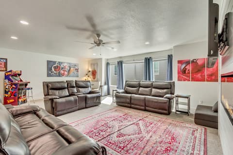 Top Airbnb: Bear Lake Table by CDH in Garden City