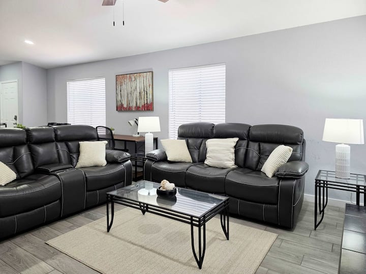 Nice! Desert Breeze - Single-story Home - Chandler, AZ