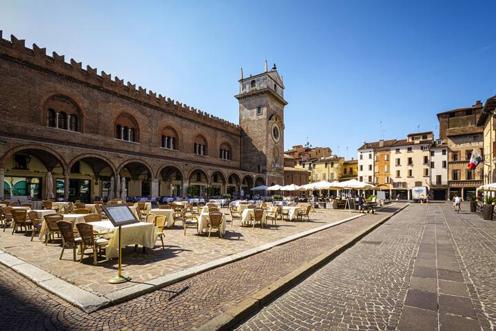 Smart Holiday managed Airbnb listing 1
