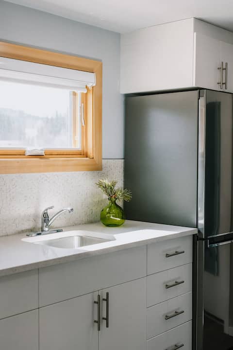 Top Airbnb: Abraham - Peaceful cabin in historic Nordegg in Clearwater County