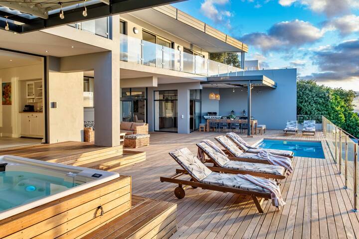 Perfect Family Holiday Villa in Camps Bay (Spindri gallery image 2