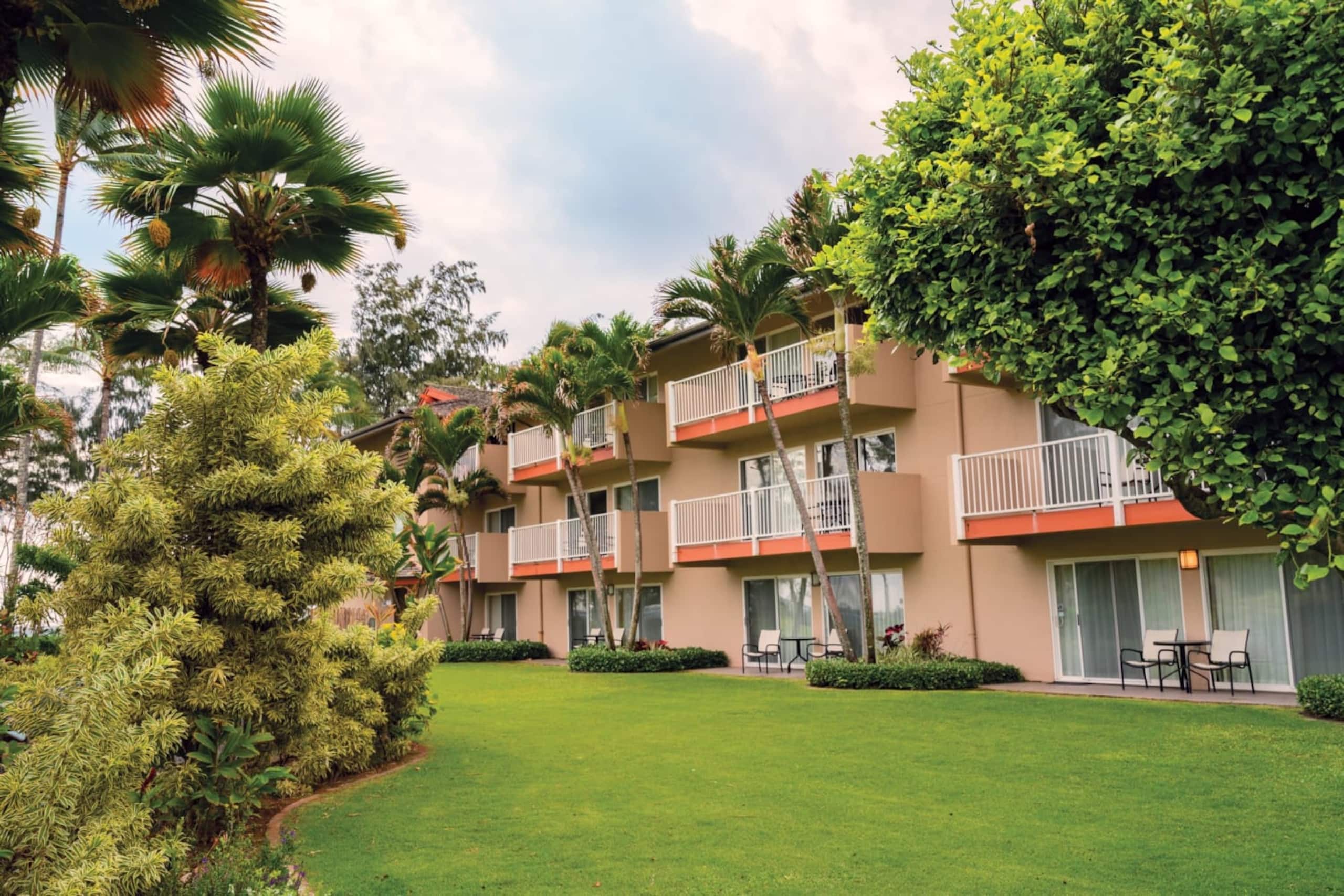 Condo in Kapaa · ★5.0 · 1 bedroom · 2 beds · 1 private bath - Image 39