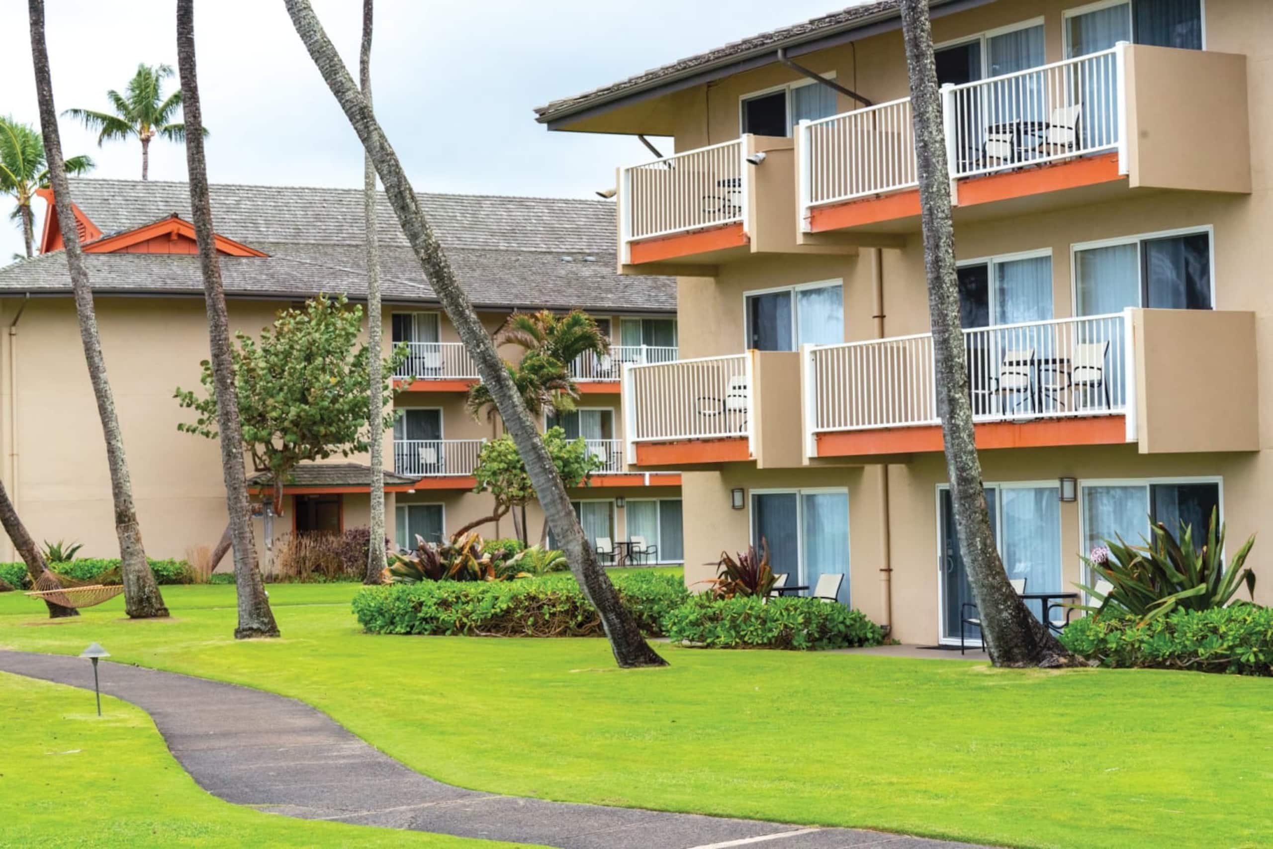 Condo in Kapaa · ★5.0 · 1 bedroom · 2 beds · 1 private bath - Image 50