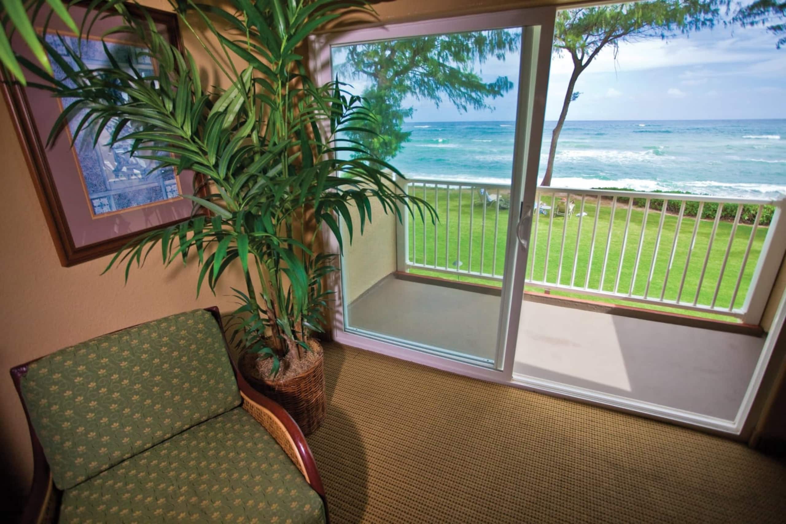 Condo in Kapaa · ★5.0 · 1 bedroom · 2 beds · 1 private bath - Image 41
