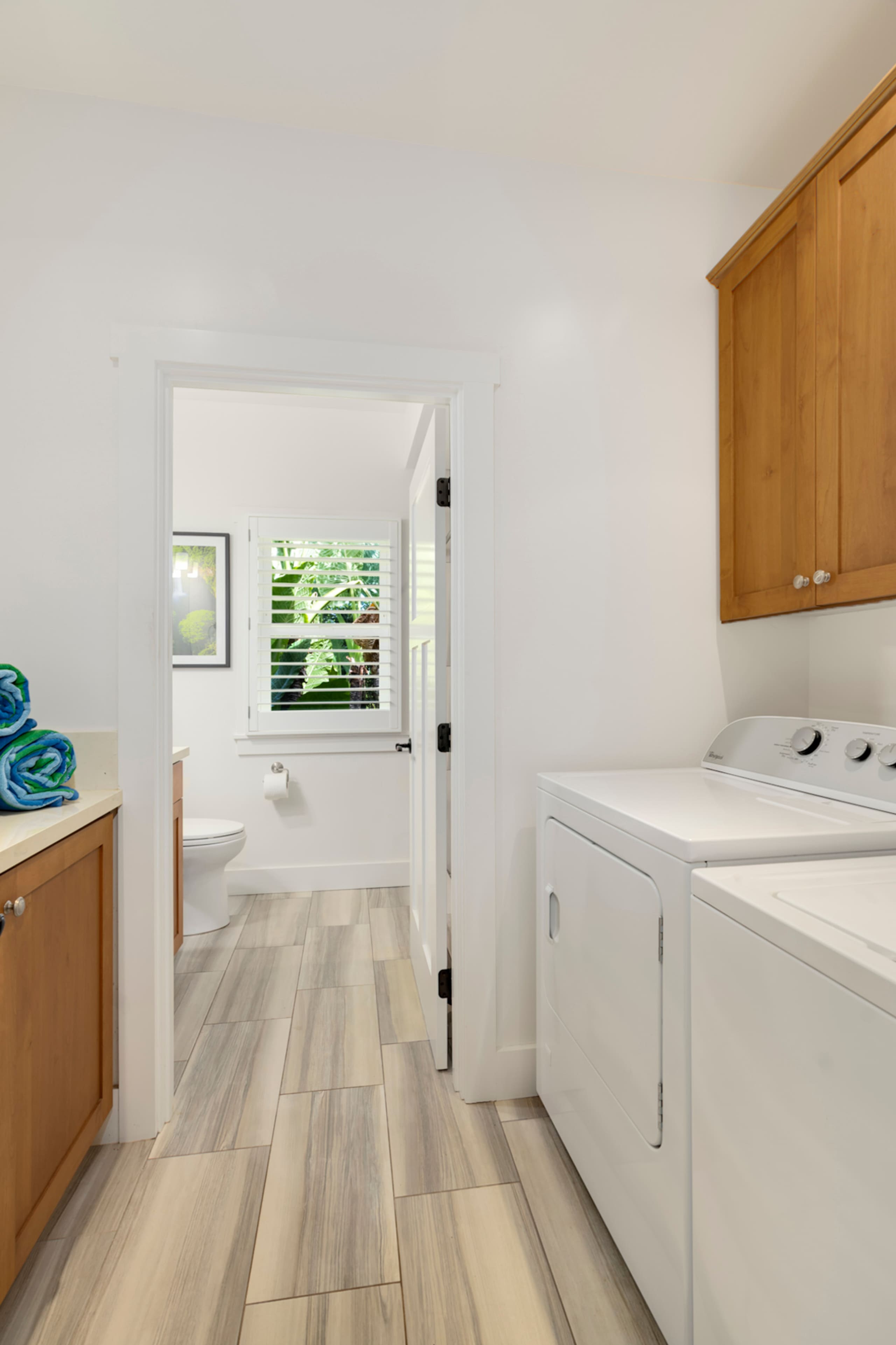 Hale Alaula, Elegant Hawaiian Home with A/C - Photo 33