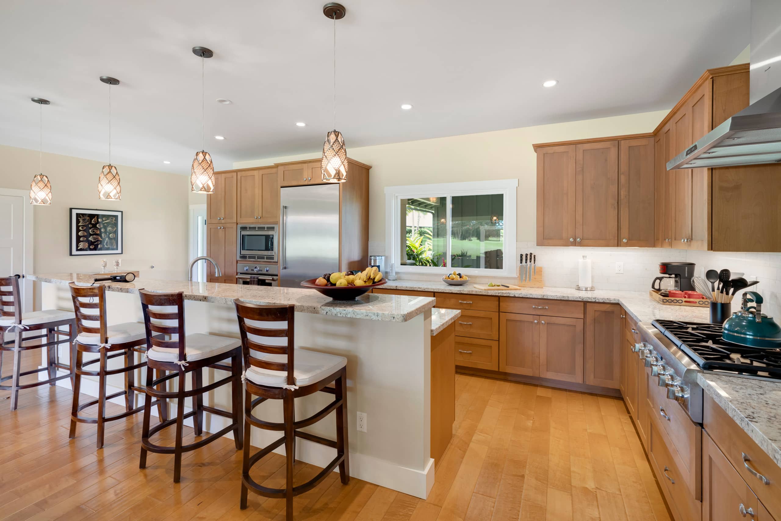 Hale Alaula, Elegant Hawaiian Home with A/C - Photo 6